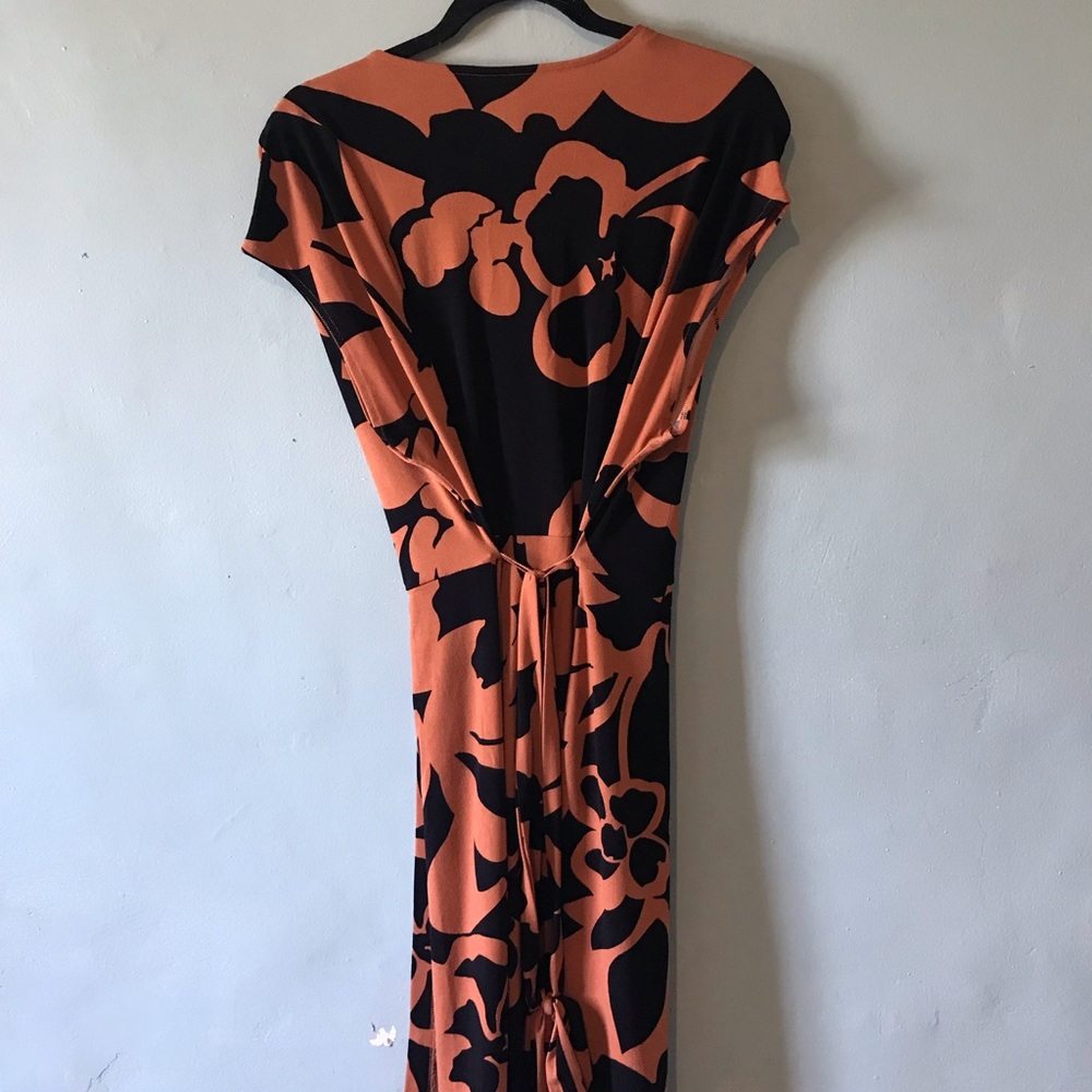 Nine West Orange and Black Floral Wrap Midi Dress - Picture 4 of 5